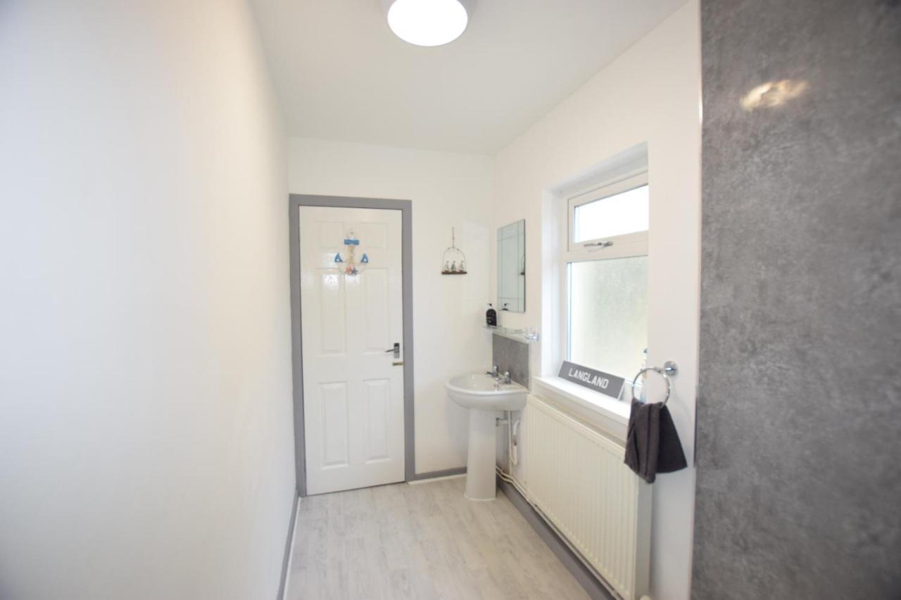 1 Bedroom Holiday Let In The Heart Of West Wales Carmarthen Exteriér fotografie
